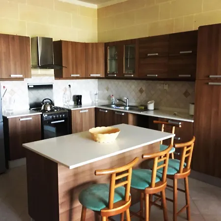 Masri Accommodation Il-Pergla Exterior photo