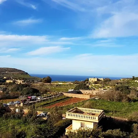 Masri Accommodation Il-Pergla Exterior photo